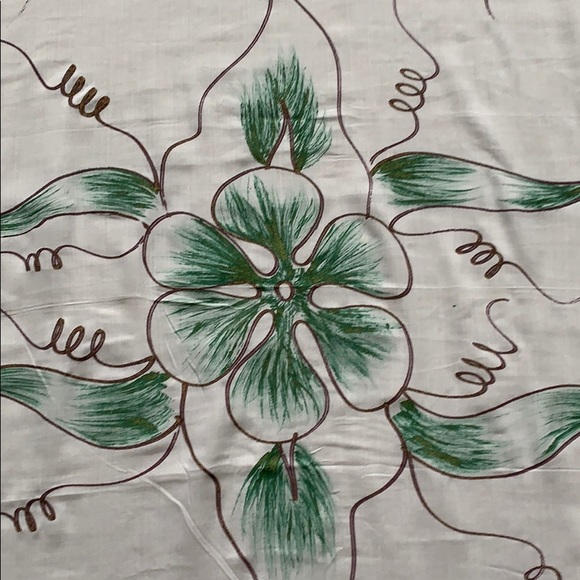 NEW hand painted sarong - green and bronze design - Picture 6 of 10
